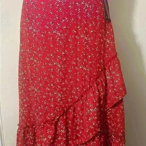 NWT Easy buy Floral Skirt Size M - Picture 11 of 11